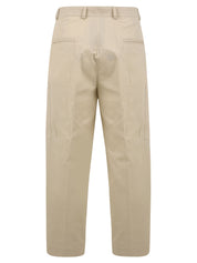 Pantalone uomo chiaro con tasche ampie